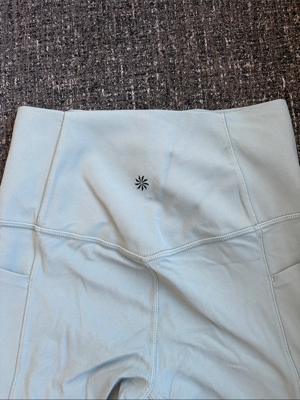 Athleta Salutation Stash Pocket II 7/8 Tight in Minimalistic Grey Size XS - Picture 3 of 5